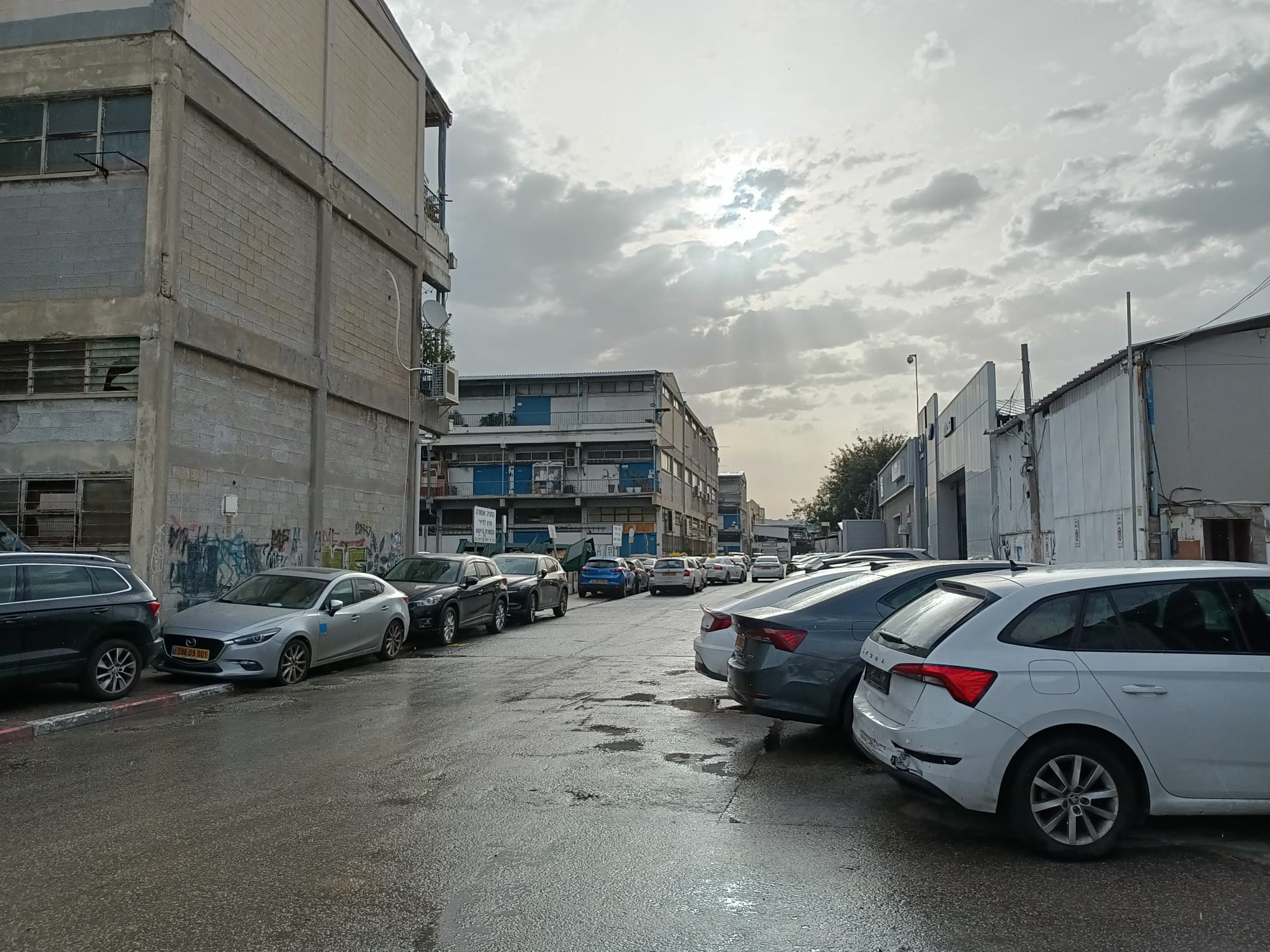 WhatsApp Image 2022-03-12 at 10.43.27 PM (1).jpeg